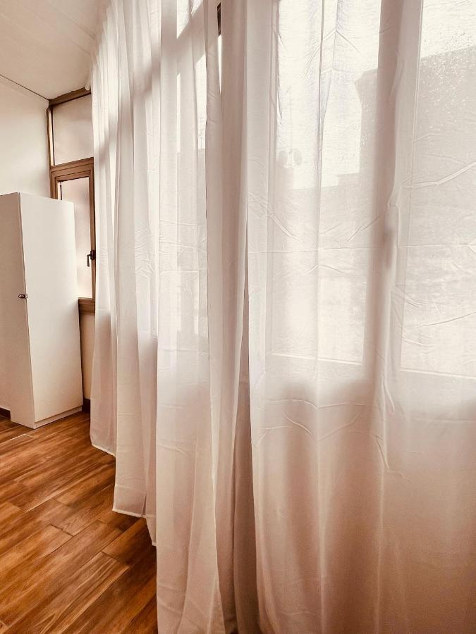 Civico 81 Apartment Наполи Екстериор снимка