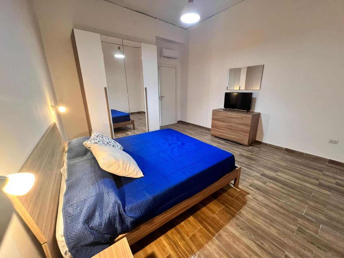 Civico 81 Apartment Наполи Екстериор снимка